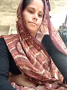 Hot-ilaiy online show from 10.14.25