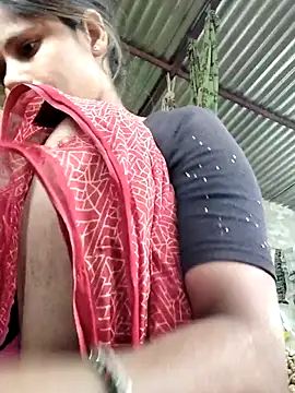 Hot-ilaiy online show from 10.27.25