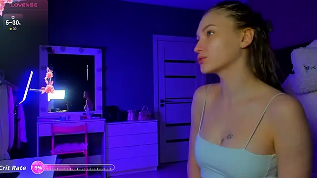 Snapshot of Ammi_bliss chatting on 09.29.25 Ammi bliss online show from 09.29.25