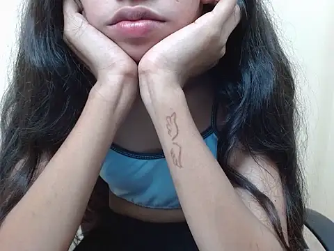 smallcuute online show from 09.17.25