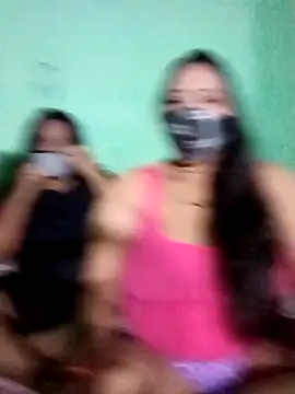 LoveOnStream online show from 10.28.25