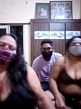 LoveOnStream online show from 02.08.26