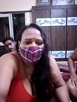 LoveOnStream online show from 02.19.26