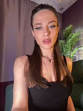 Snapshot of _shadylady_ chatting on 06.26.26 shadylady online show from 06.26.26