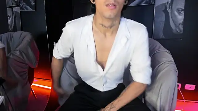 Snapshot of jett_savage chatting on 09.29.25 jett savage online show from 09.29.25