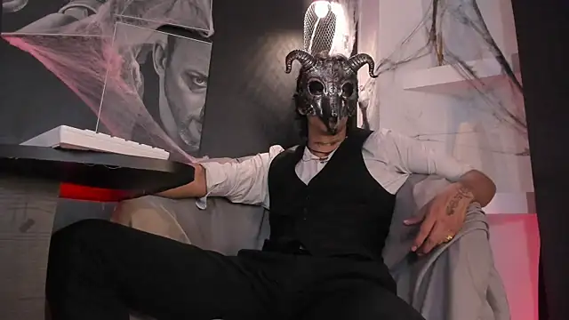 Snapshot of jett_savage chatting on 10.22.25 jett savage online show from 10.22.25