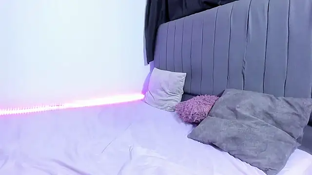 sexloversxxxXX online show from 01.18.25