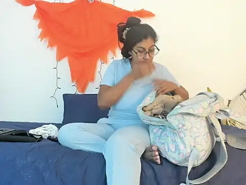  Miaa khalifa  online show from 10.21.25