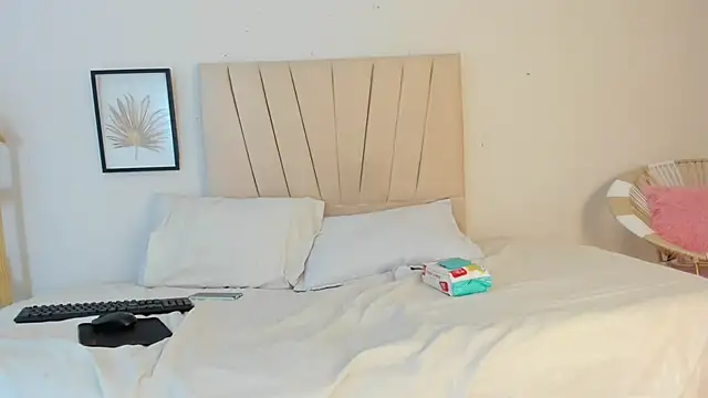 Snapshot of _Miaa_khalifa_ chatting on 02.27.26 Miaa khalifa online show from 02.27.26