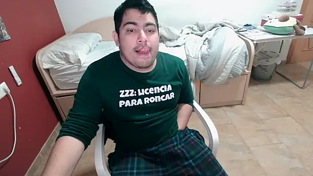 Snapshot of Martigato3 chatting on 11.28.25 Martigato3 online show from 11.28.25