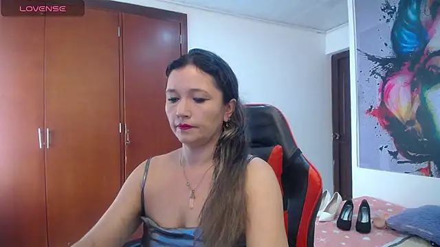Snapshot of noelia_milf19 chatting on 07.15.26 noelia milf19 online show from 07.15.26