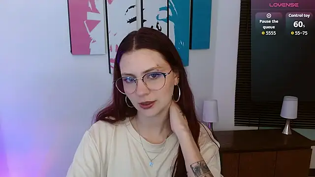 Snapshot of AlanaGarcia19 chatting on 09.12.25 AlanaGarcia19 online show from 09.12.25