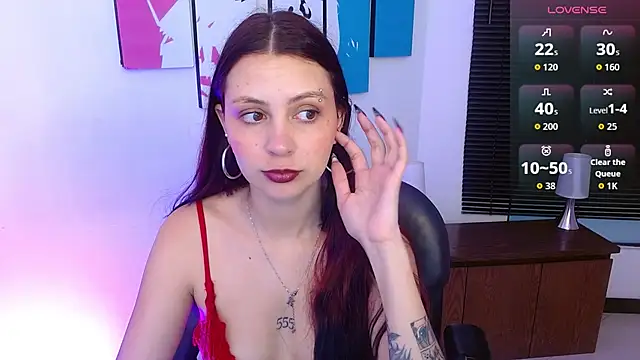 Snapshot of AlanaGarcia19 chatting on 09.22.25 AlanaGarcia19 online show from 09.22.25