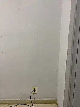 Snapshot of evabueno-69 chatting on 09.22.25 evabueno-69 online show from 09.22.25