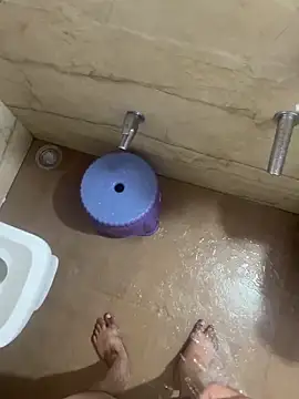 Snapshot of saumon3022 chatting on 10.26.25 saumon3022 online show from 10.26.25