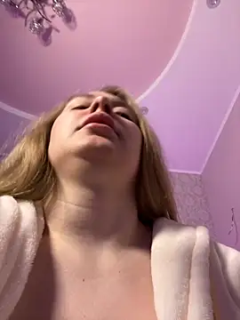 DeniMilkyyyyy online show from 09.26.25