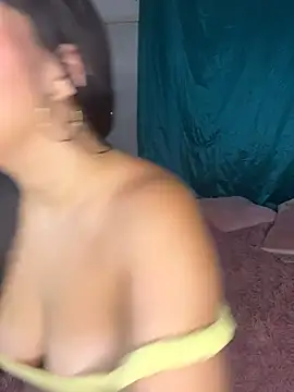 Isaa-Sweet online show from 11.02.25