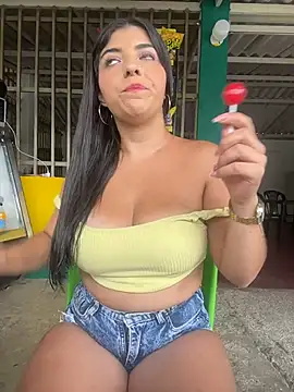 Isaa-Sweet online show from 03.17.26