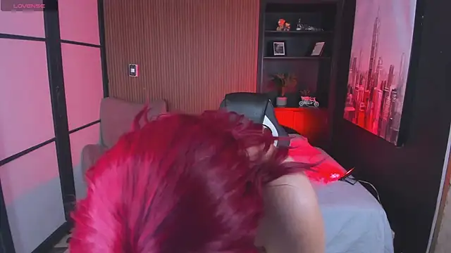 Snapshot of ThaliaBrooks_ chatting on 12.15.25 ThaliaBrooks online show from 12.15.25