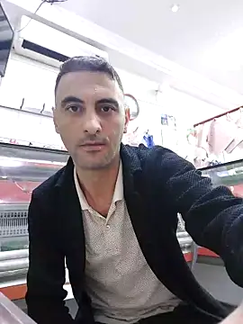 Snapshot of Mahdidido45 chatting on 11.02.25 Mahdidido45 online show from 11.02.25