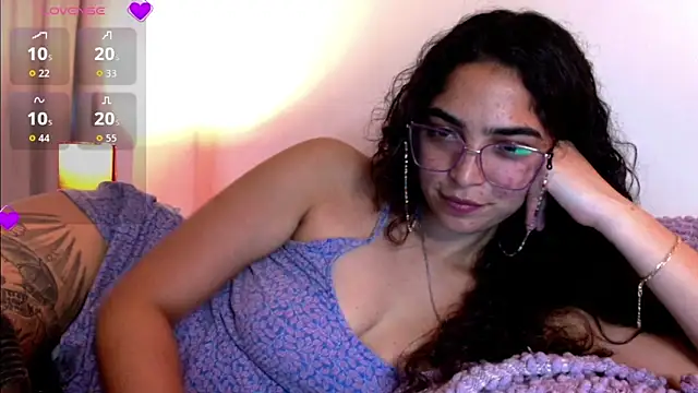 Ariagal online show from 10.23.25