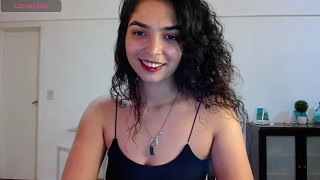 Ariagal online show from 11.22.25