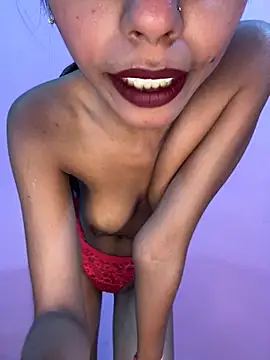 Small Titss online show from 04.23.26