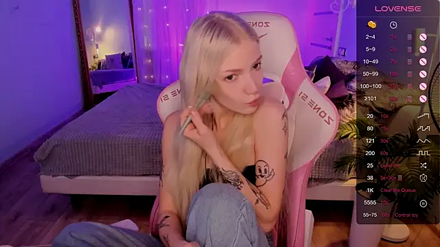 AnyaTaylor  online show from 06.14.26
