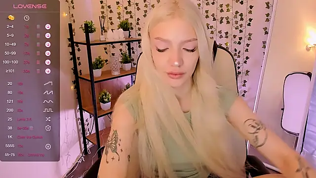 AnyaTaylor  online show from 06.17.26