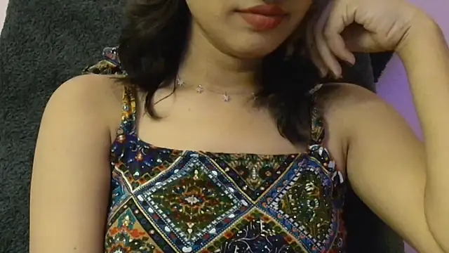 Snapshot of SWEET-18-TEEN chatting on 10.04.25 SWEET-18-TEEN online show from 10.04.25