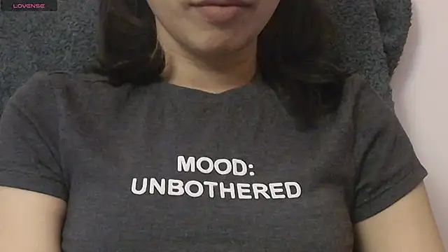 Snapshot of SWEET-18-TEEN chatting on 10.24.25 SWEET-18-TEEN online show from 10.24.25