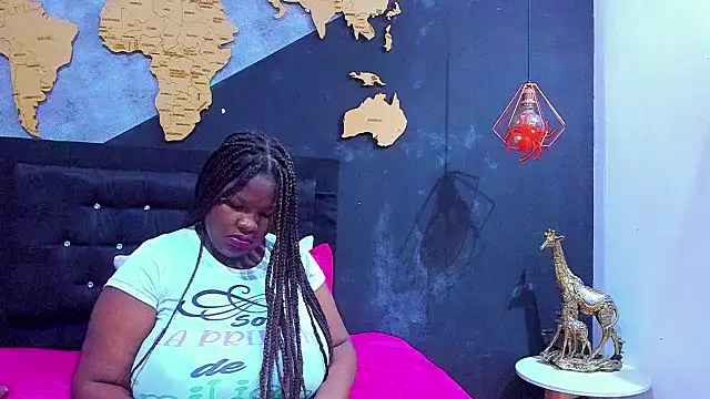 Maiam  Rossi online show from 11.22.25