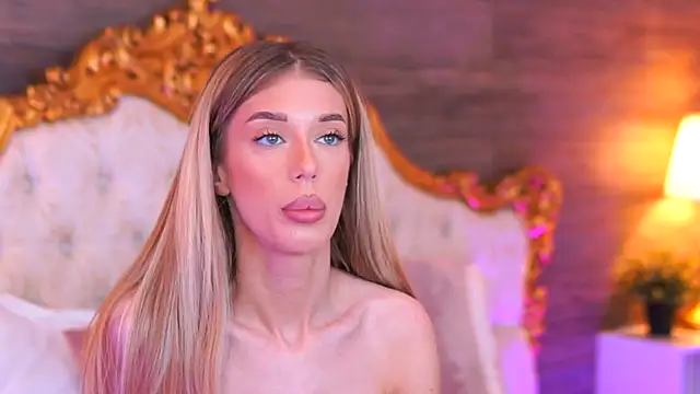 EllieRedd online show from 10.29.25