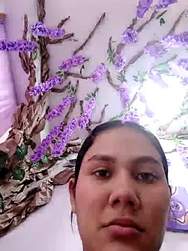 burbuja02 online show from 11.08.25