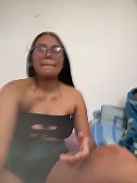 Snapshot of burbuja02 chatting on 03.03.26 burbuja02 online show from 03.03.26