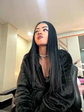 EmmaStonns online show from 10.17.25