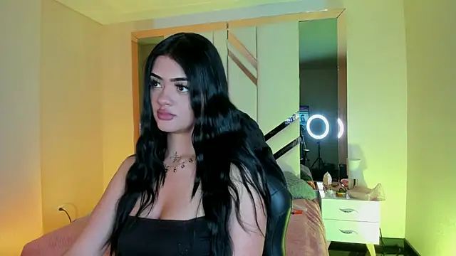 EmmaStonns online show from 11.03.25