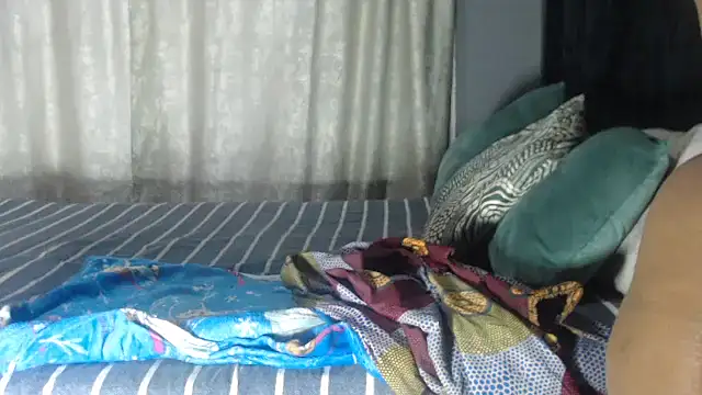 SEXYHUGEASS21 online show from 09.11.25