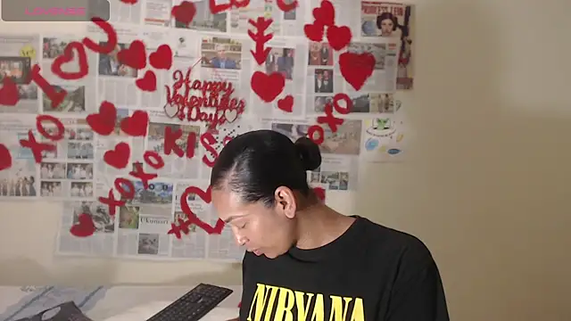 Snapshot of DonnaDidiamantti chatting on 02.21.26 DonnaDidiamantti online show from 02.21.26