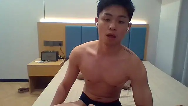 Snapshot of jensenyep chatting on 09.23.25 jensenyep online show from 09.23.25