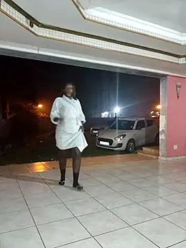 DarkQueen 94 online show from 10.18.25