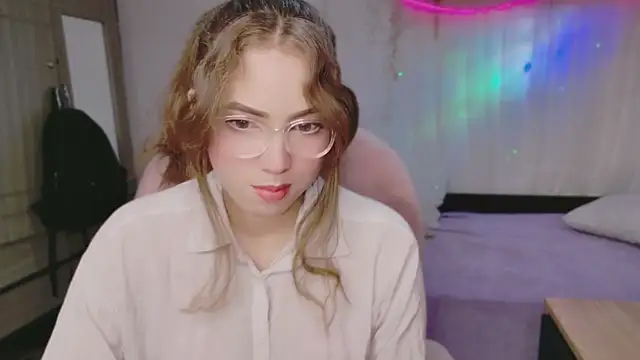 Snapshot of Natalia_novna chatting on 09.08.25 Natalia novna online show from 09.08.25