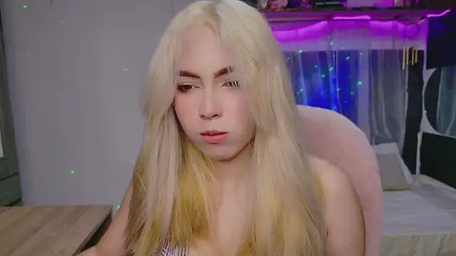 Snapshot of Natalia_novna chatting on 09.14.25 Natalia novna online show from 09.14.25