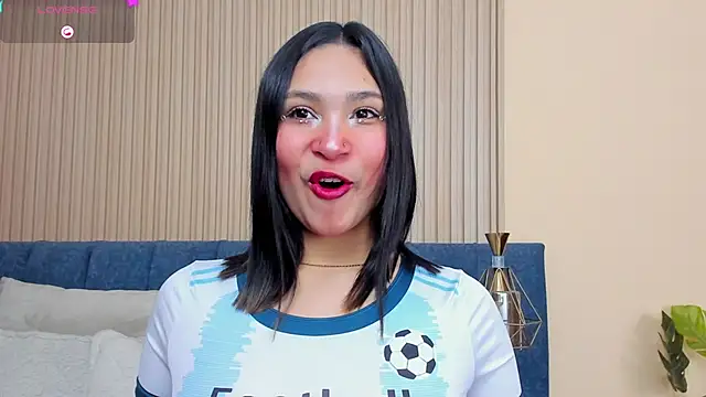 Snapshot of angel_ponce chatting on 09.17.25 angel ponce online show from 09.17.25