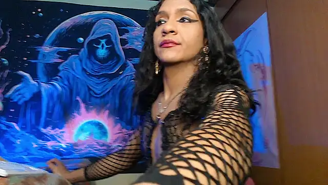 Galgadot3 online show from 07.28.26