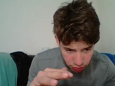 Snapshot of Maxtaylor18 chatting on 11.13.25 Maxtaylor18 online show from 11.13.25