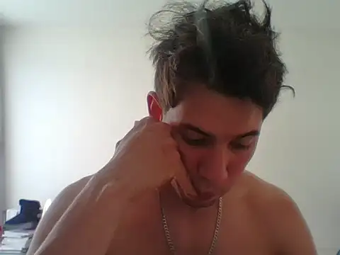 Snapshot of Maxtaylor18 chatting on 02.18.26 Maxtaylor18 online show from 02.18.26