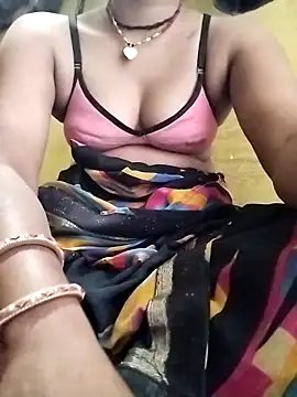 Snapshot of Gopika_Dudi chatting on 10.20.25 Gopika Dudi online show from 10.20.25