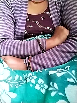 Snapshot of Gopika_Dudi chatting on 11.18.25 Gopika Dudi online show from 11.18.25