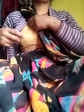 Snapshot of Gopika_Dudi chatting on 11.21.25 Gopika Dudi online show from 11.21.25